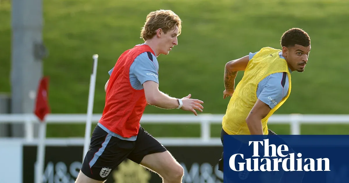 ‘It’s not in us’: Anthony Gordon backs Tuchel over England’s possession problem